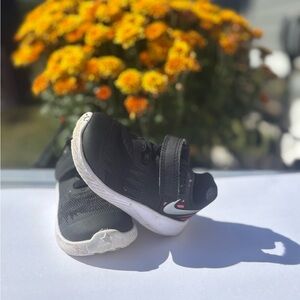 Nike Black and White Athletic Shoes